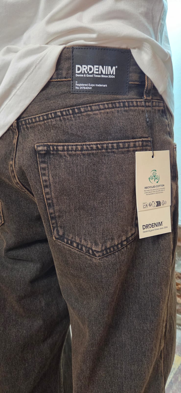 JEANS UOMO OMAR MARRONE JET